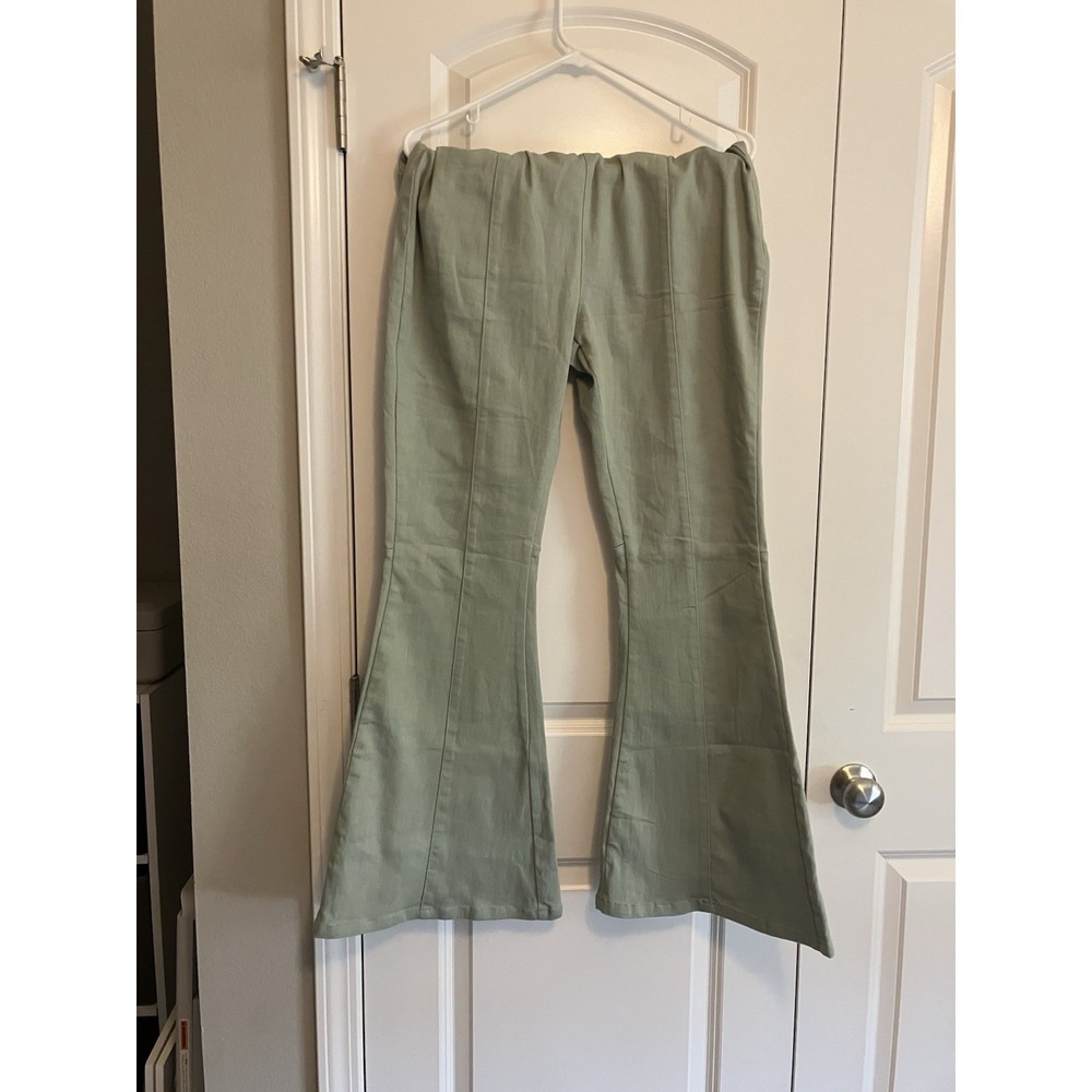 Unbranded Flare Leg Pants Women Size 14 Green Like New Bellbottom Sage C231